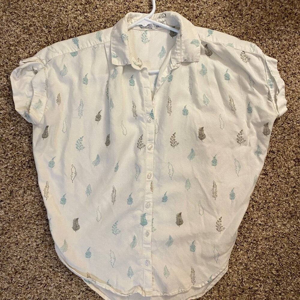 Prana X-Small Button Up White Floral Top